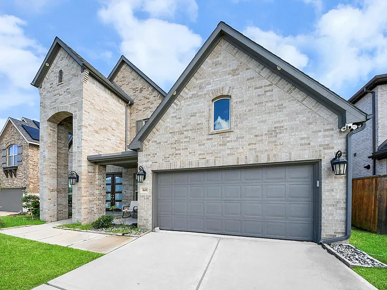 603 Beachman Shore Ln — Photo 4