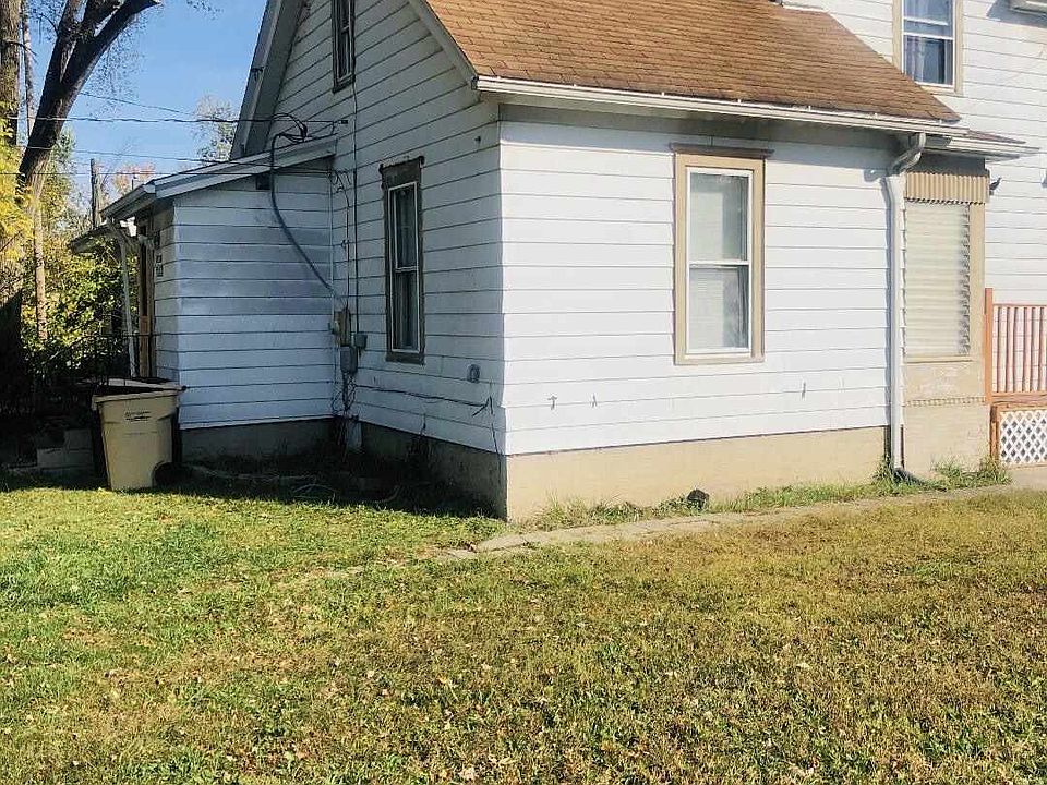 2nd image of 333 N Walnut St