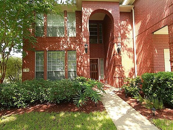 2nd image of 4023 Harwood Dr