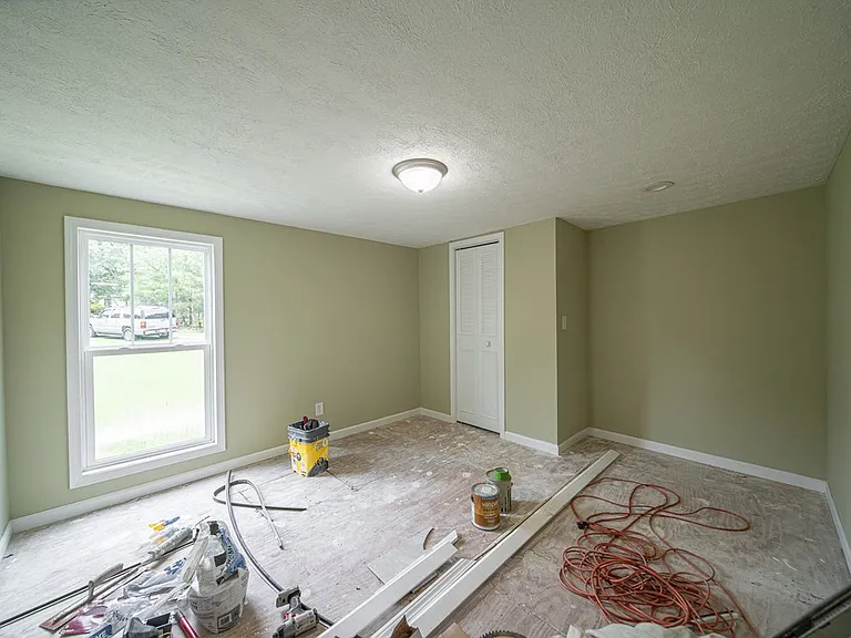 70 Shephard Dr — Photo 26