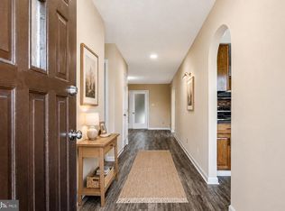 17082 Prince Frederick Rd, Hughesville, MD 20637