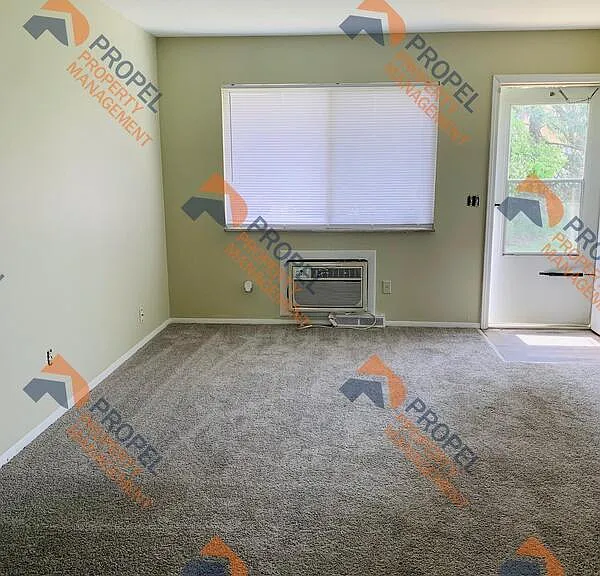 5046 Northfield Dr #17 — Photo 3