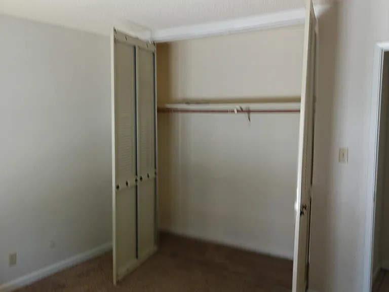 1108 Menlo Dr — Photo 11