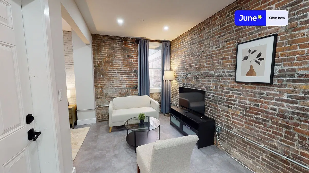 17 Sheafe St — Photo 1