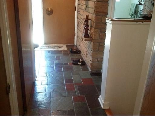 2nd image of 3931 W Chase Ave