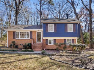 2418 Vista Dr, Charlotte, NC 28212