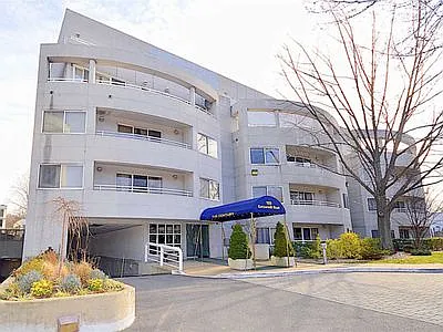 2 bed, 2.5 bath, 1400 sqft, $5,500 — Photo 2