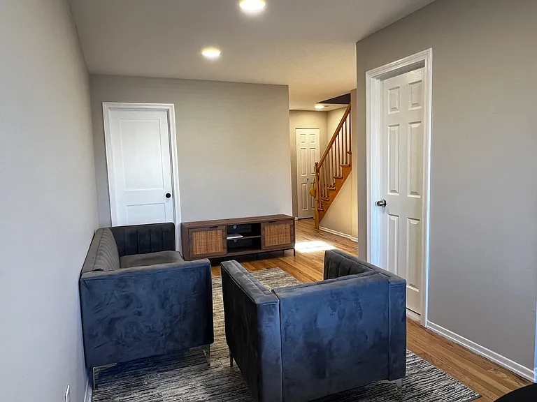 550 Prospect St — Photo 11