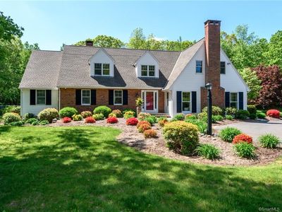 2 Highledge Rd Canton Ct 06019 Zillow