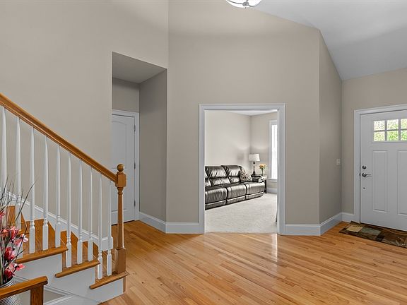 5th image of 166 Walden Way #166
