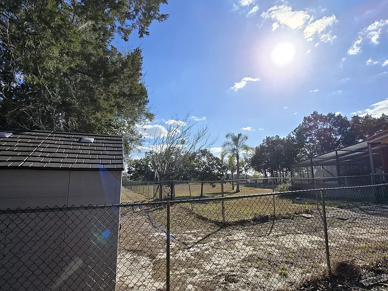 502 W Lester Rd — Photo 12
