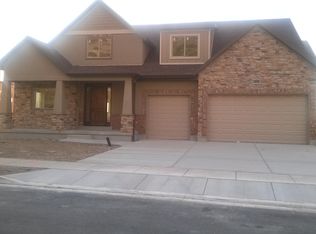 2175 Park Hills Dr, Centerville, UT 84014