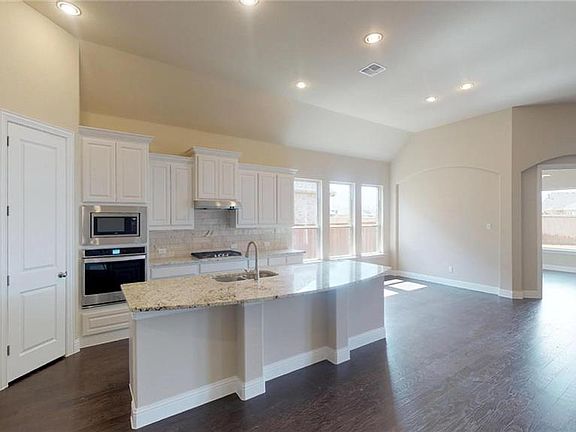 2nd image of 7517 Clear Rapids Dr