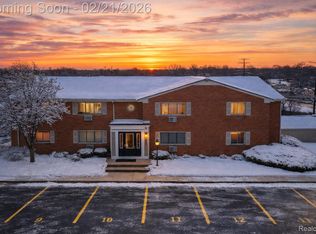 801 Plate St Unit 201, Rochester, MI 48307