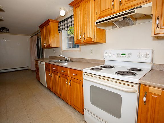 5th image of 75 Latham Road