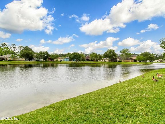 4th image of 847 W AMERICAN EAGLE Drive
