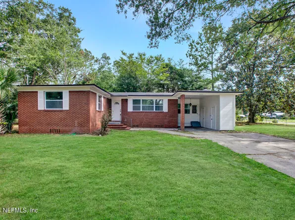 6505 COBALT Avenue N, Jacksonville, FL 32210