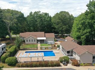 102 Hampton Rd, Liberty, SC 29657