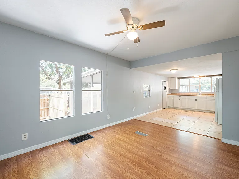 4235 Memphis Ave — Photo 18