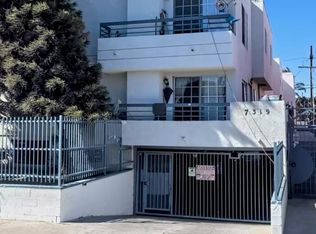 7319 Milwood Ave #204, Canoga Park, CA 91303