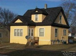 412 Kentucky Ave, Adrian, MN 56110