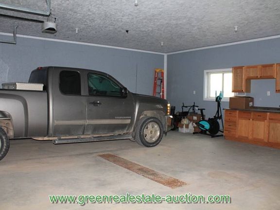 4th image of 2620 265th St