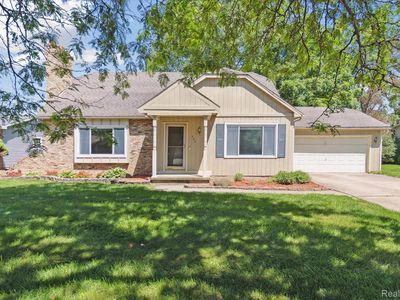 402 N Hampton Dr, Durand, MI, 48429