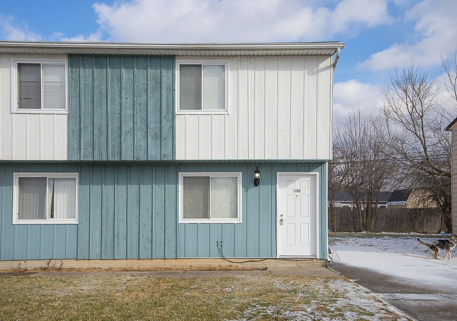 1353-1355 Massachusetts Ave Lorain, OH 44052 — Photo 1