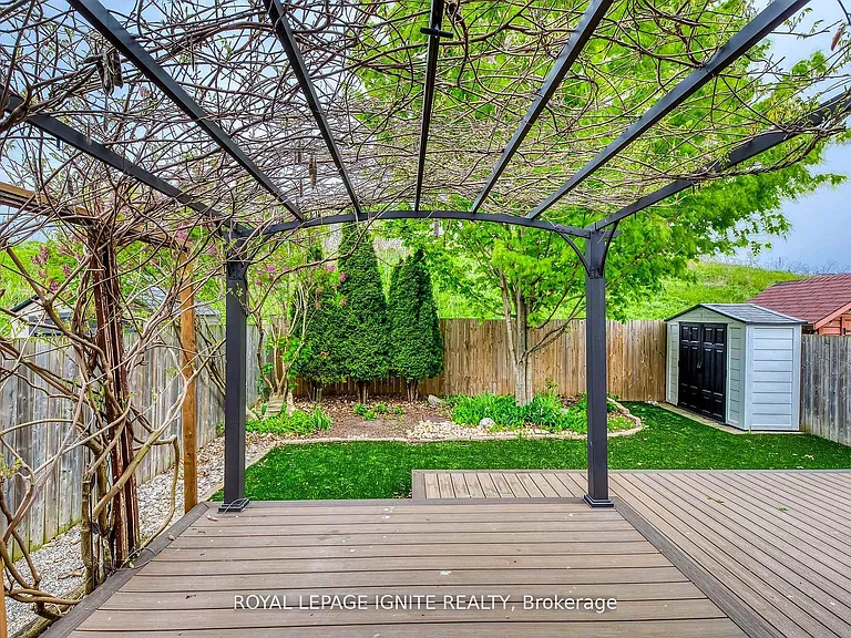 64 Templewood Dr — Photo 45