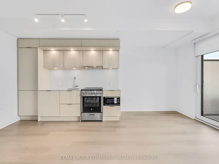 448 Burnhamthorpe Rd W #5509 — Photo 19
