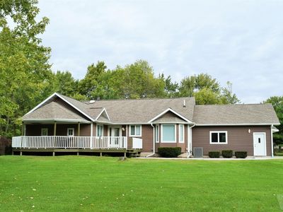 210 Peavine Dr, Libertyville, IA, 52567