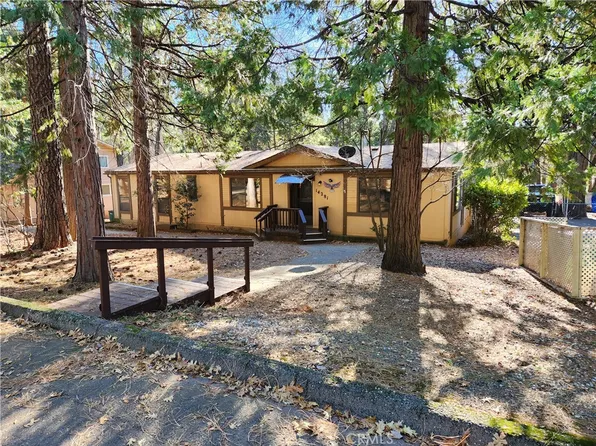 14281 Manatee Cir, Magalia, CA 95954