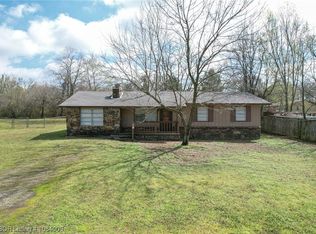 3020 Rena Pl, Van Buren, AR 72956
