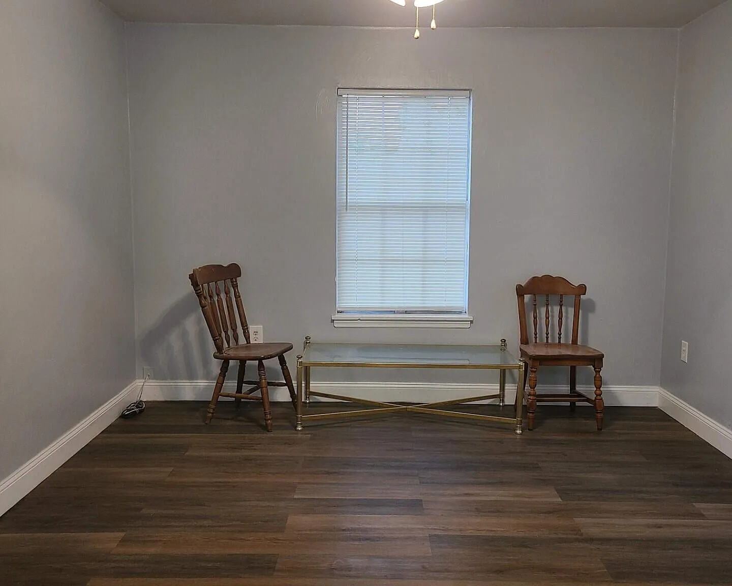 2 bed, 1.0 bath, 750 sqft, $1,200 — Photo 2