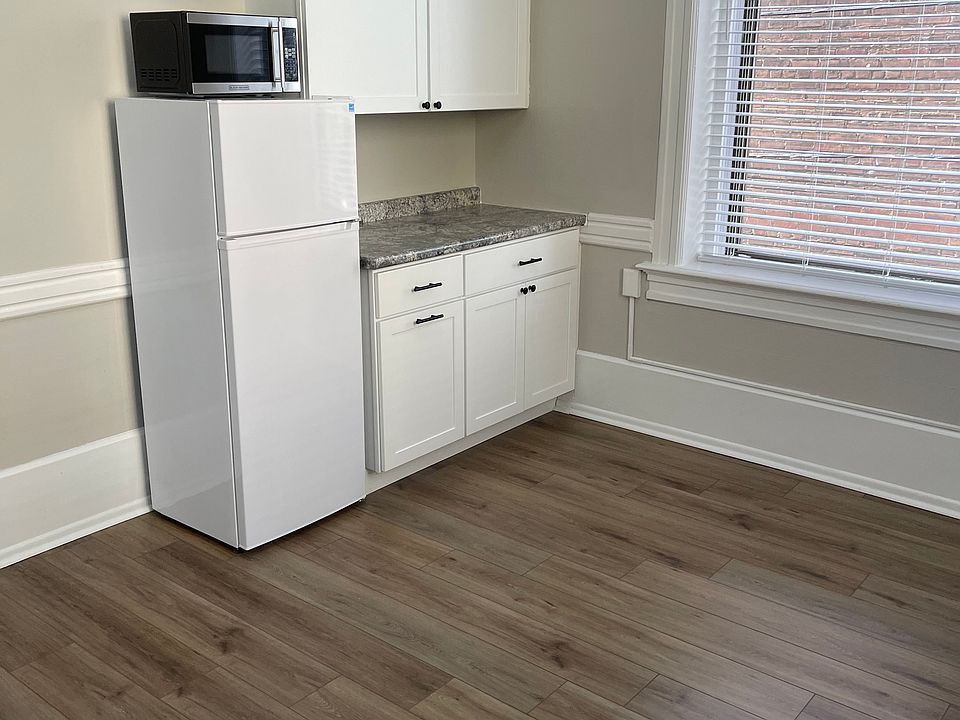 1st image of 129 W 3rd St #222
