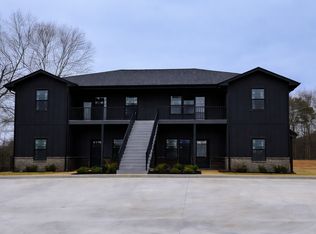 427 Bowers Estates Dr, Hartwell, GA 30643
