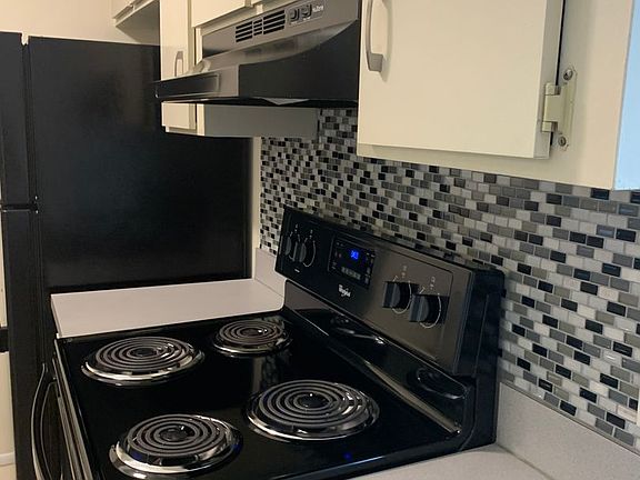 5th image of 1600 S Kanner Hwy APT 110