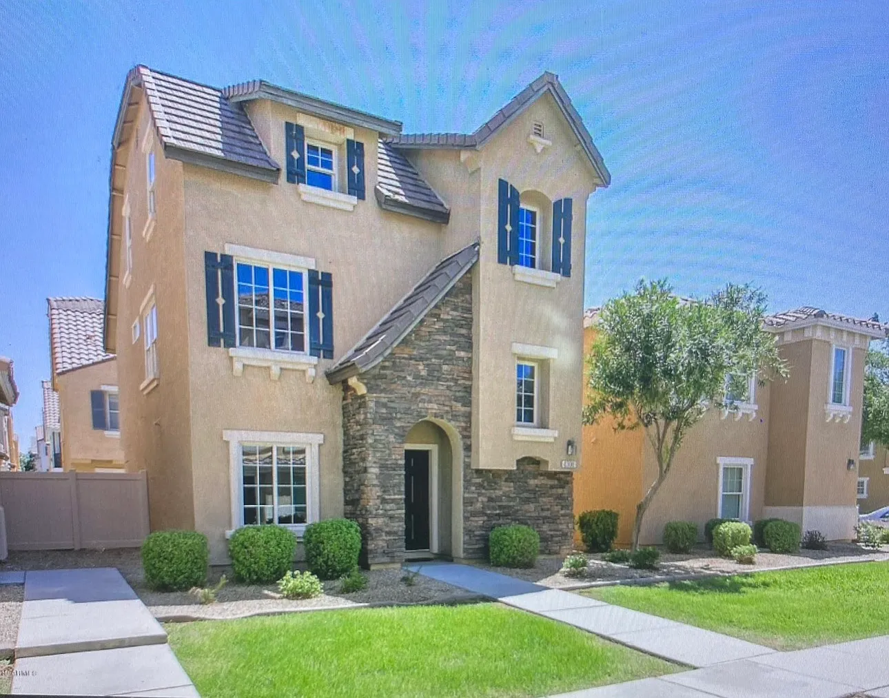 E Jasper Dr, Gilbert — Photo 1