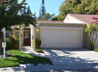 1404 Los Vecinos, Walnut Creek, CA 94598