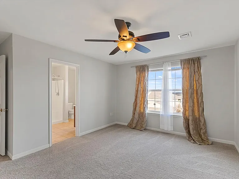 233 Thrush Dr — Photo 29