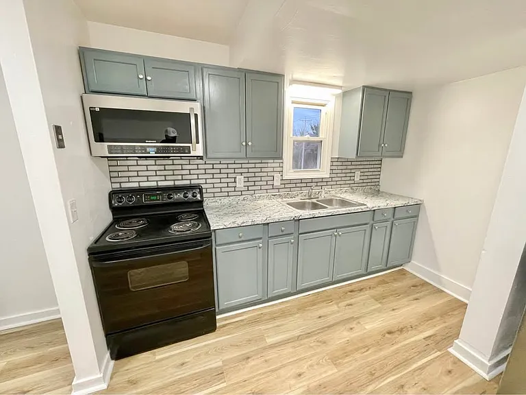627 Loudon Ave NW #629 — Photo 2