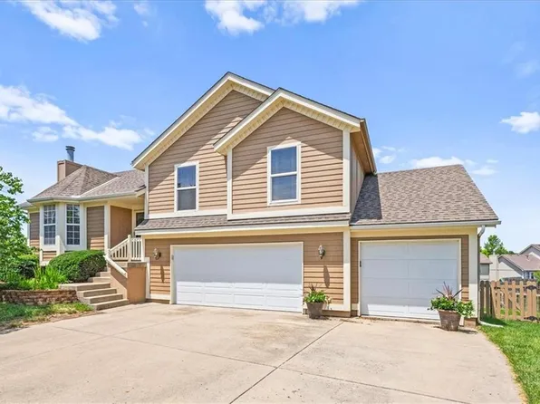 18766 W 161st St, Olathe, KS 66062