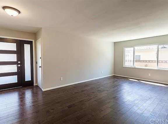 4th image of 20327 Fairweather St