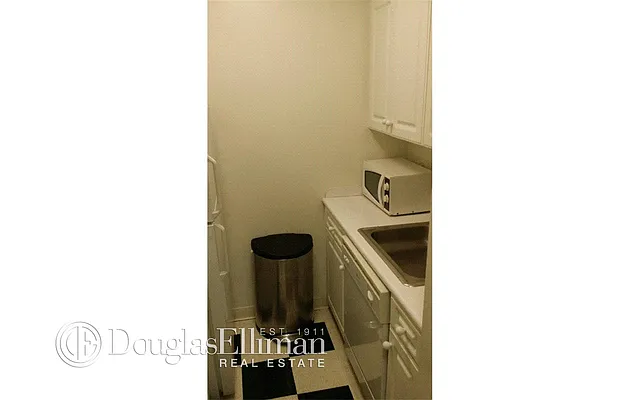 Rented by Douglas Elliman | media 5