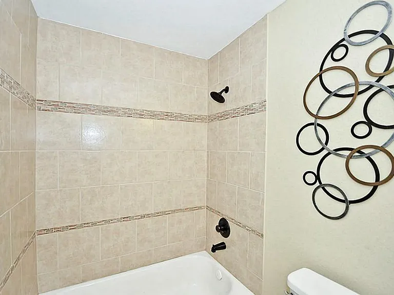 12225 Medina Lake Dr — Photo 28