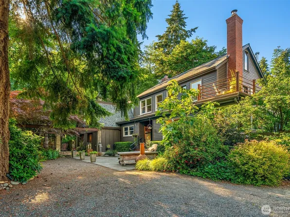 8416 SW 216th Street, Vashon, WA 98070