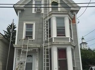 39 W 4th St, Lowell, MA 01850