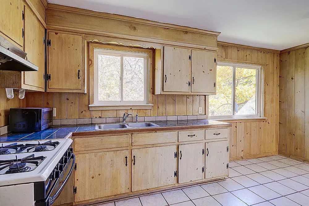 4 bed, 1800 sqft, $2,400 — Photo 4