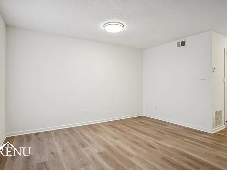 Briarcliffe Apartments — Photo 24