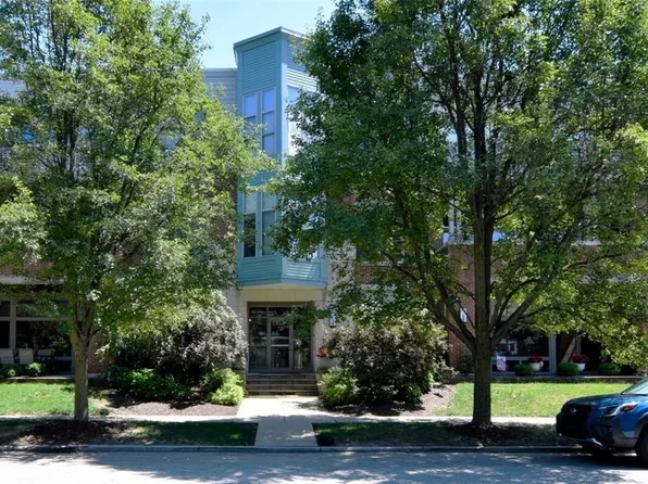 2079 Random Rd APT 102, Cleveland, OH 44106